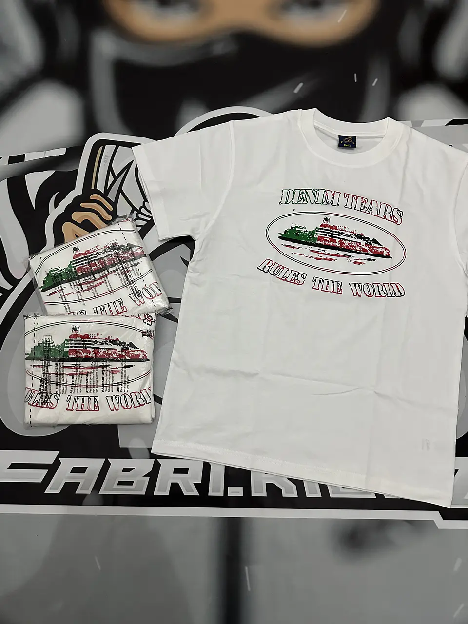 Camiseta @corteiz x @denimtears White 3
