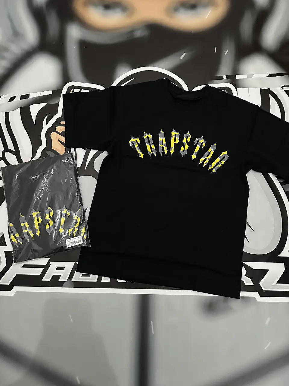 Camiseta trapstar central cee black 3