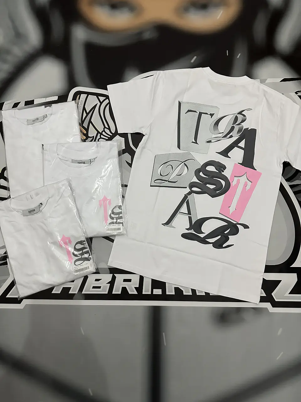 Camiseta trapstar TS Scrip pink White 5