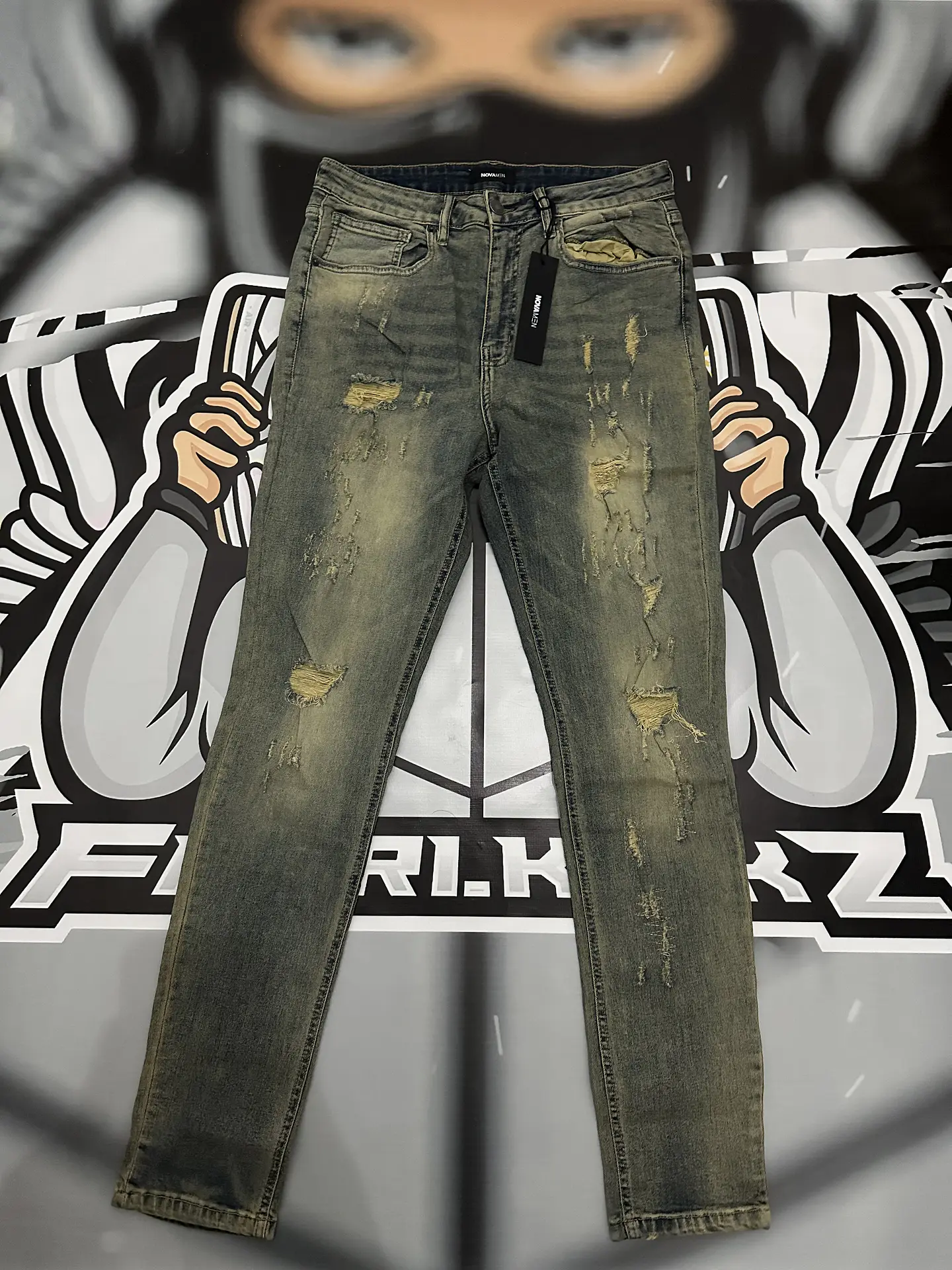 Jeans Fashion Nova Flaree worn out 1