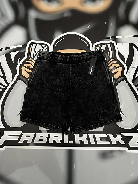 Short Fashion Nova black manhattan