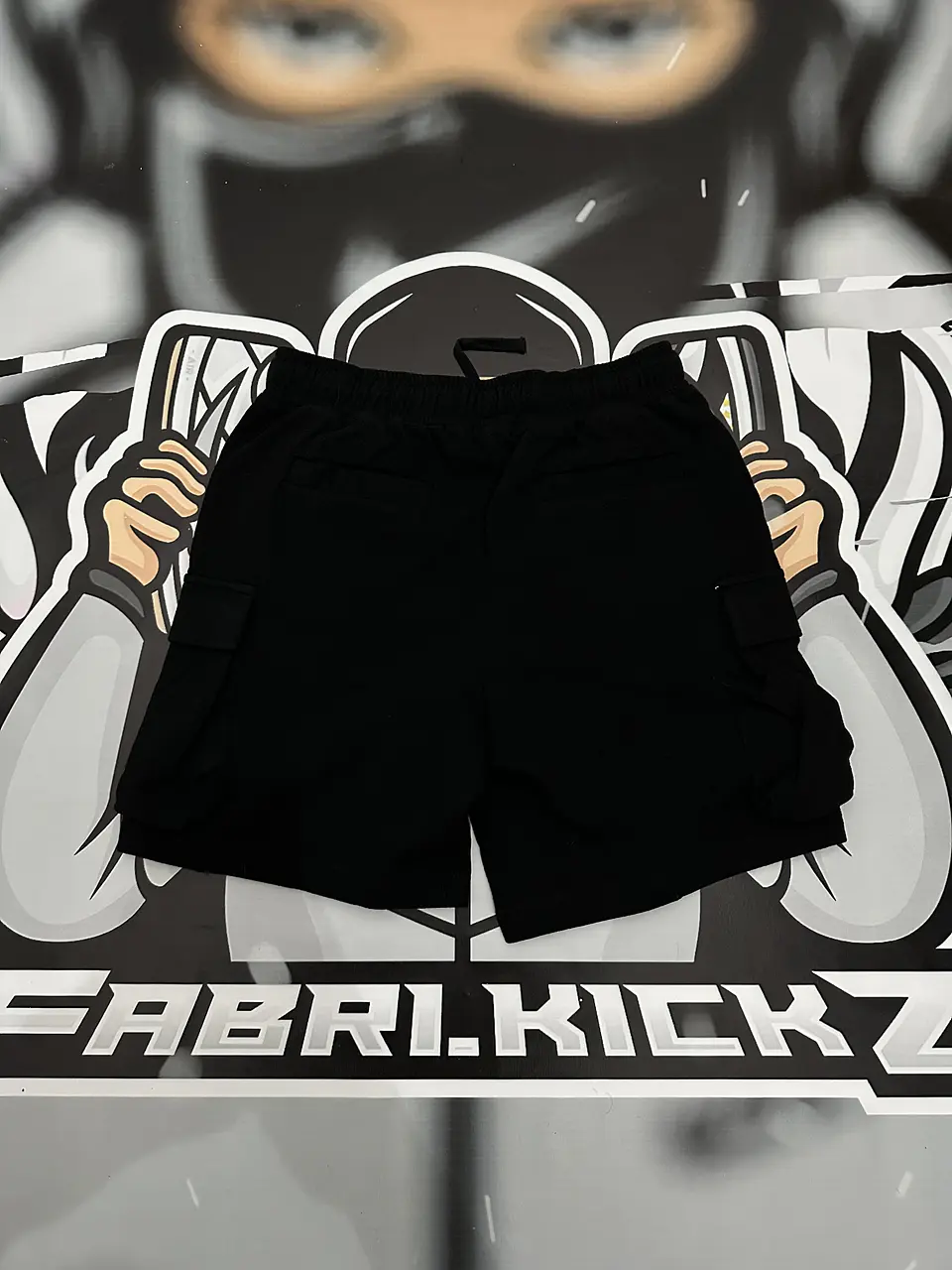 Short Fashion Nova cargo black cotton 3