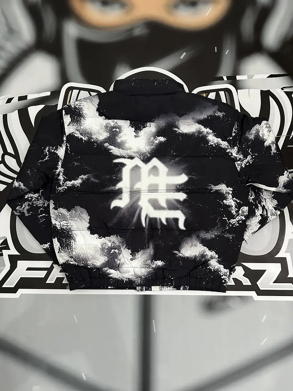 Mixed Emotion ‘Cloud’ Puffer Jacket  6