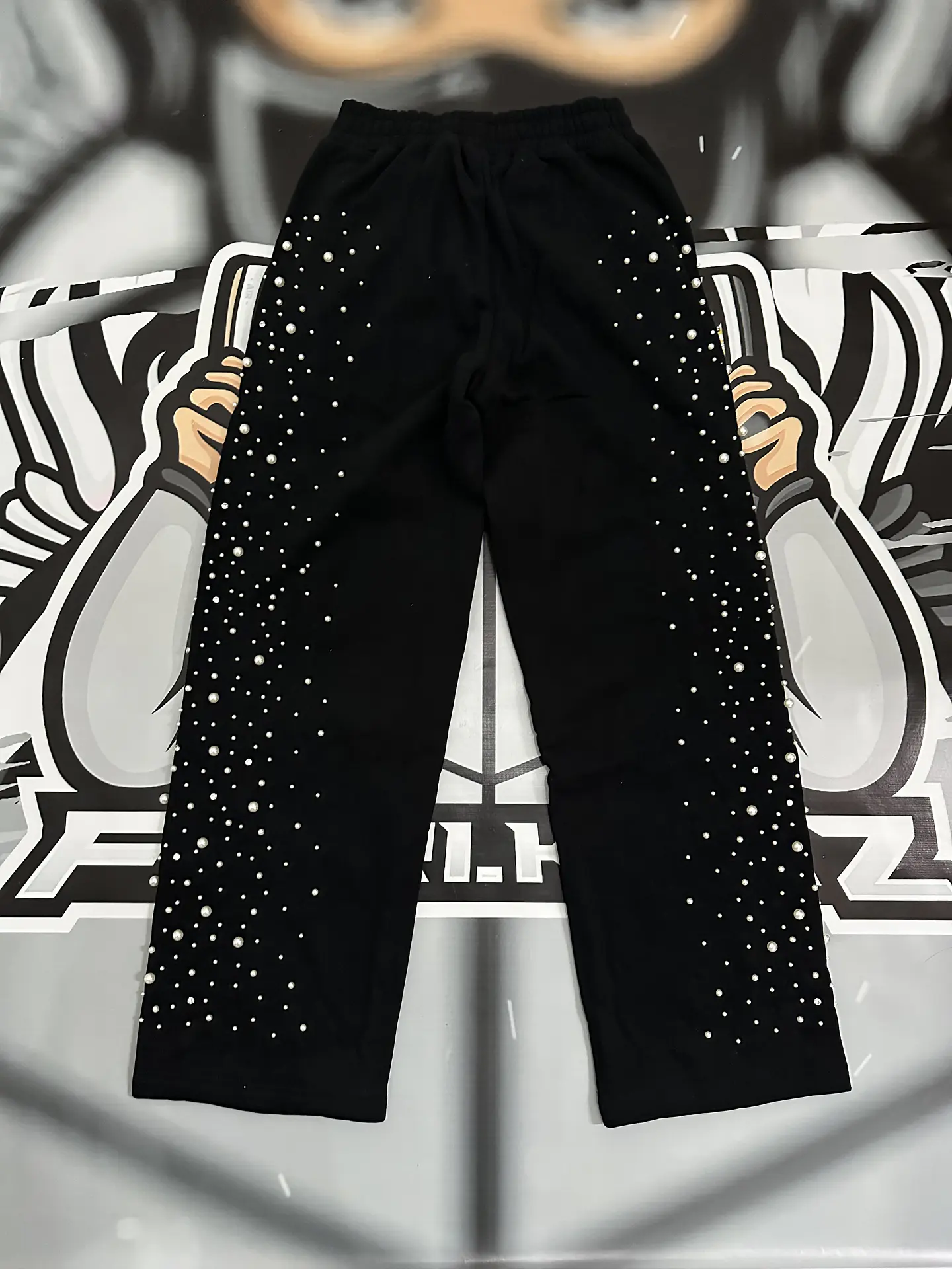 Mixed Emotion Conjunto Black ‘Pearl’ - Hoodie + pants 4