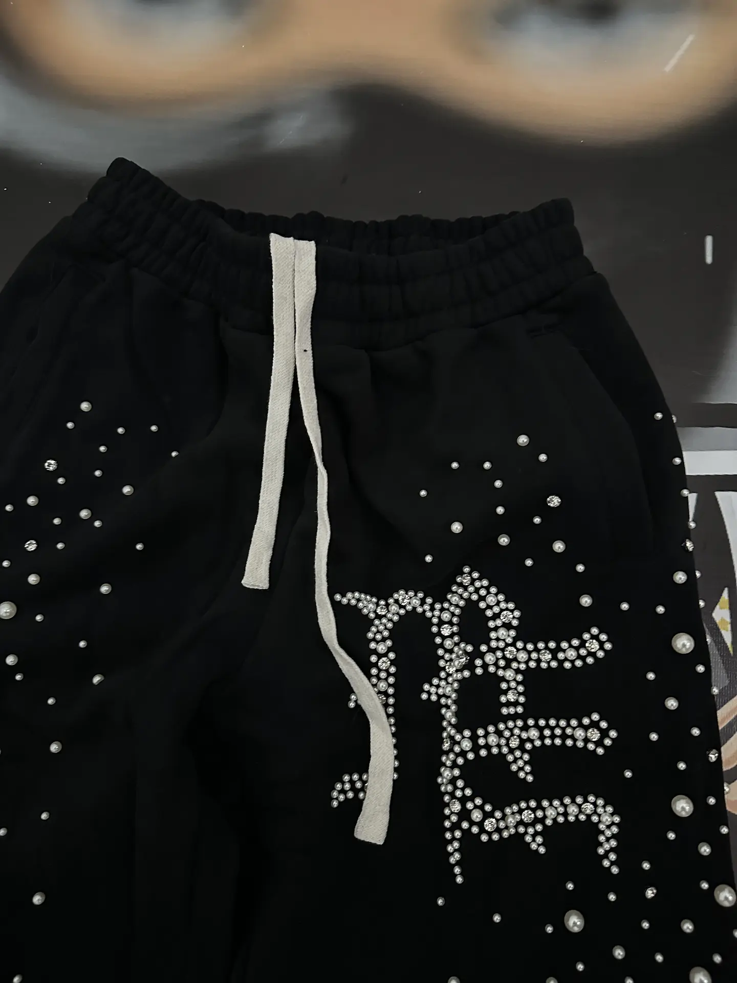 Mixed Emotion Conjunto Black ‘Pearl’ - Hoodie + pants 5