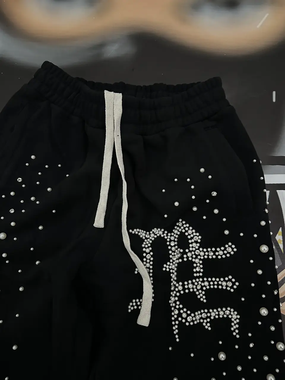 Mixed Emotion Conjunto Black ‘Pearl’ - Hoodie + pants 5