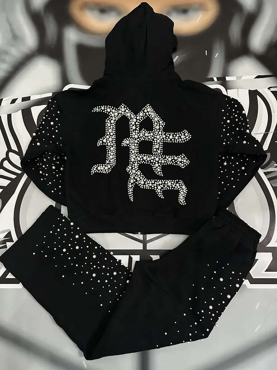 Mixed Emotion Conjunto Black ‘Pearl’ - Hoodie + pants 8