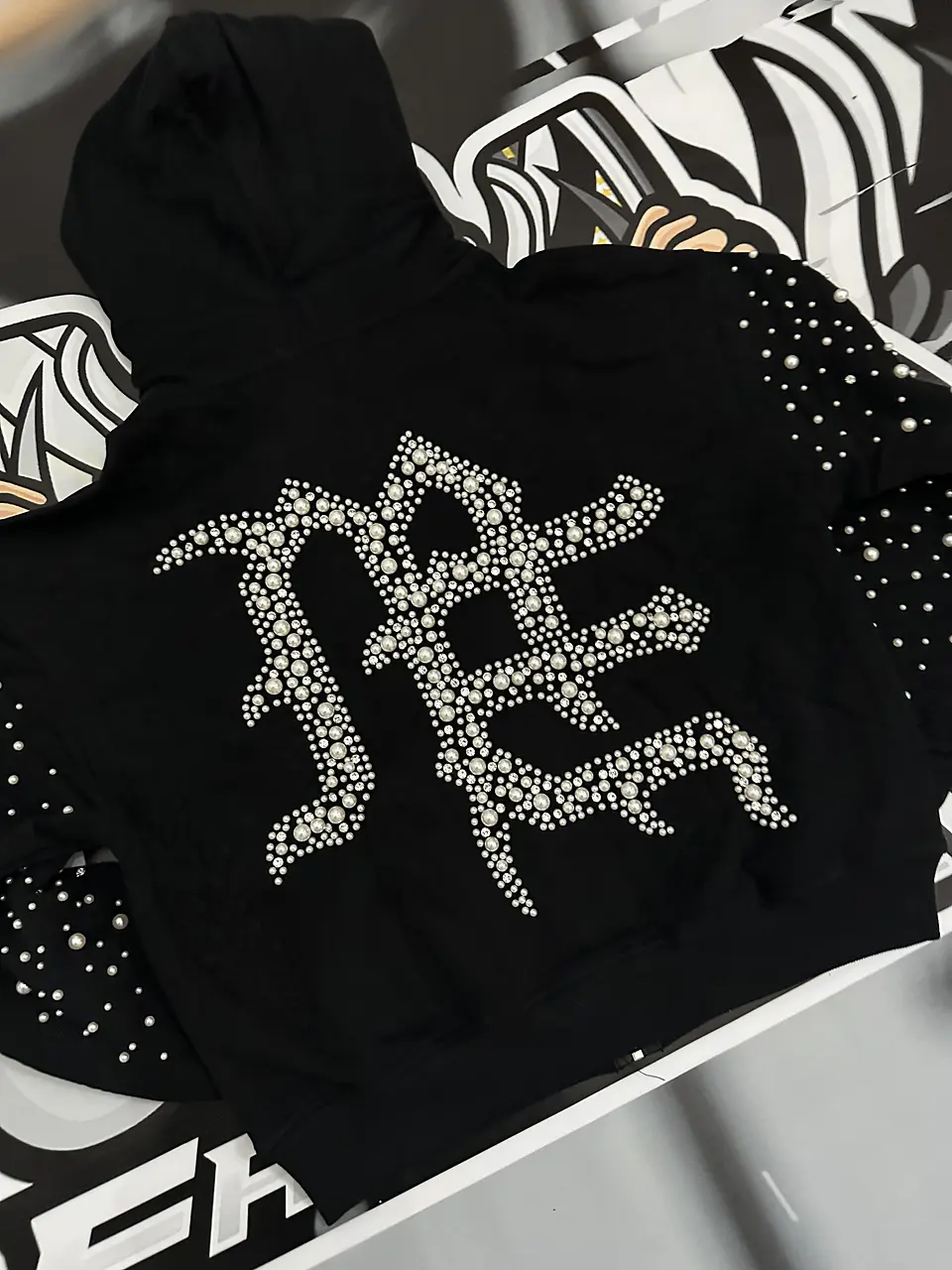 Mixed Emotion Conjunto Black ‘Pearl’ - Hoodie + pants 9