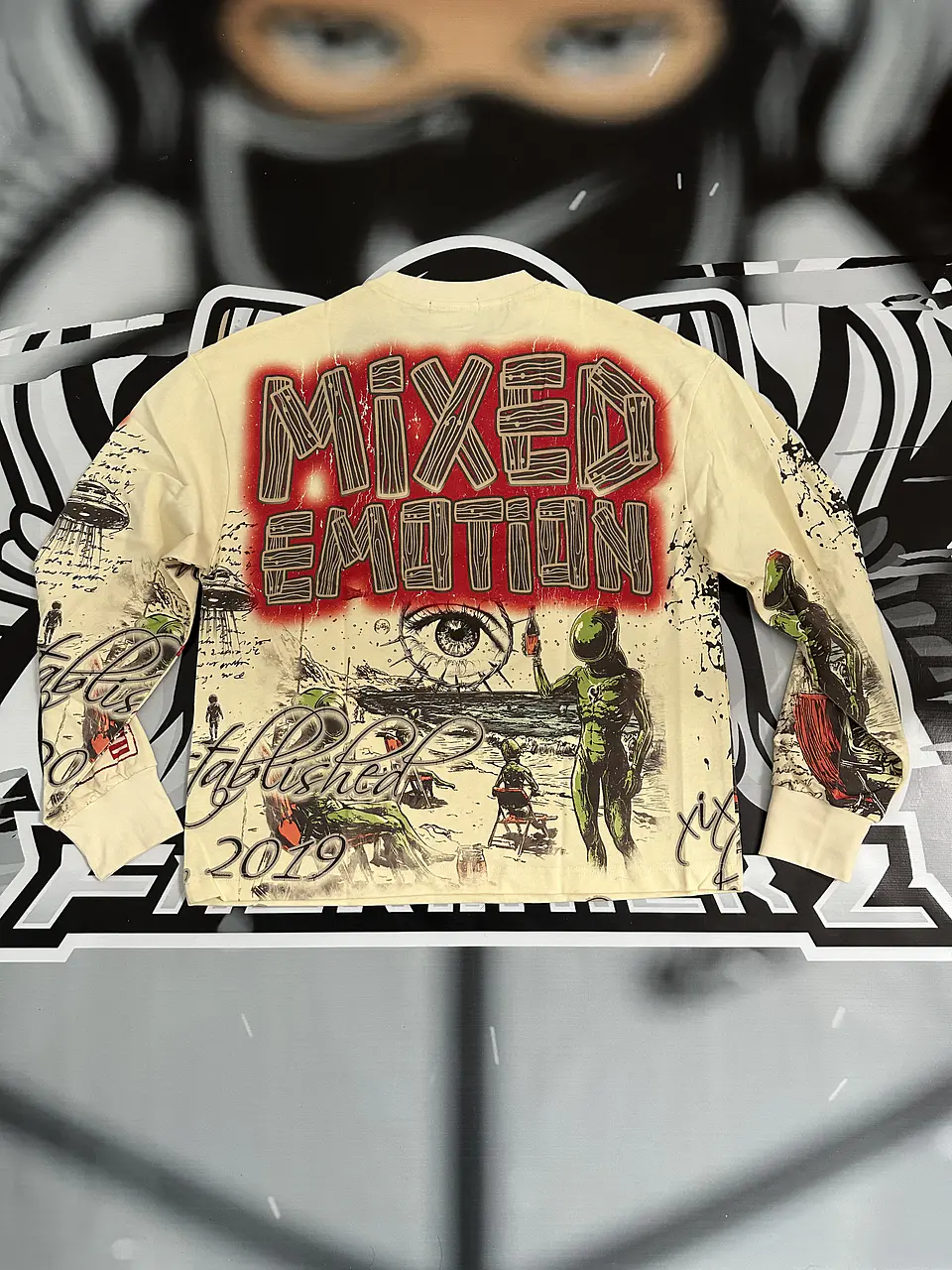 Mixed Emotion Cream ‘Art Club’ Long Sleeve 6
