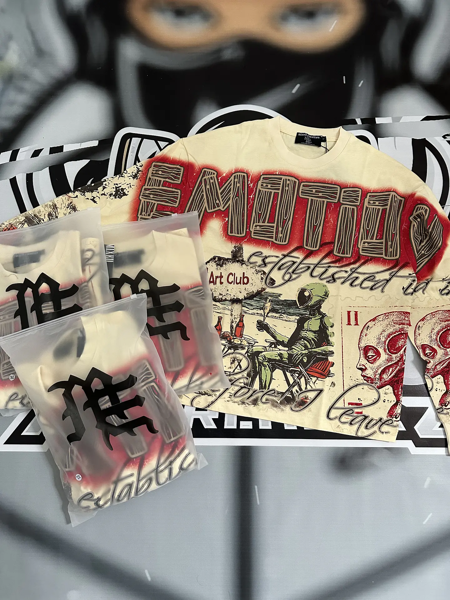 Mixed Emotion Cream ‘Art Club’ Long Sleeve 8