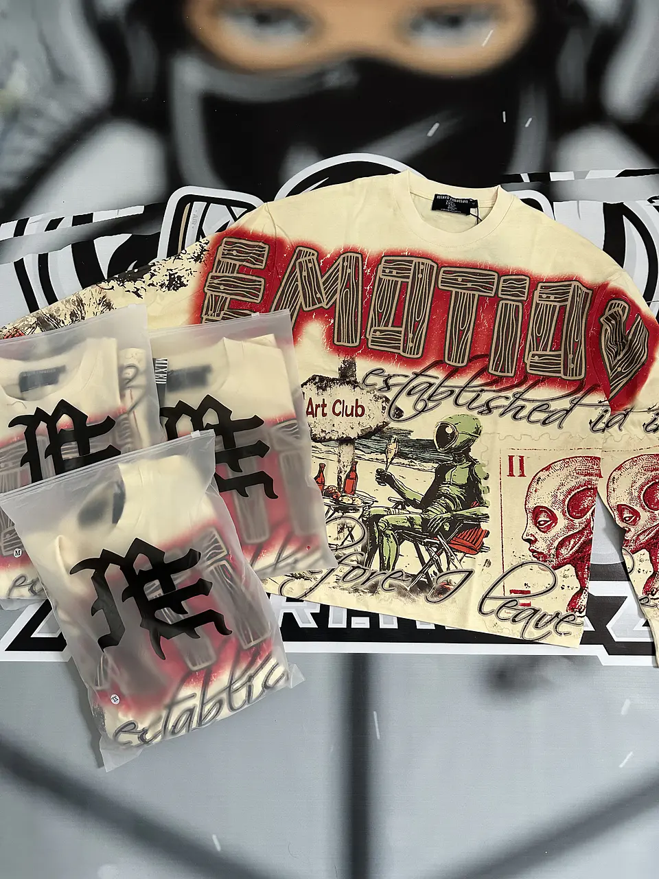 Mixed Emotion Cream ‘Art Club’ Long Sleeve 8