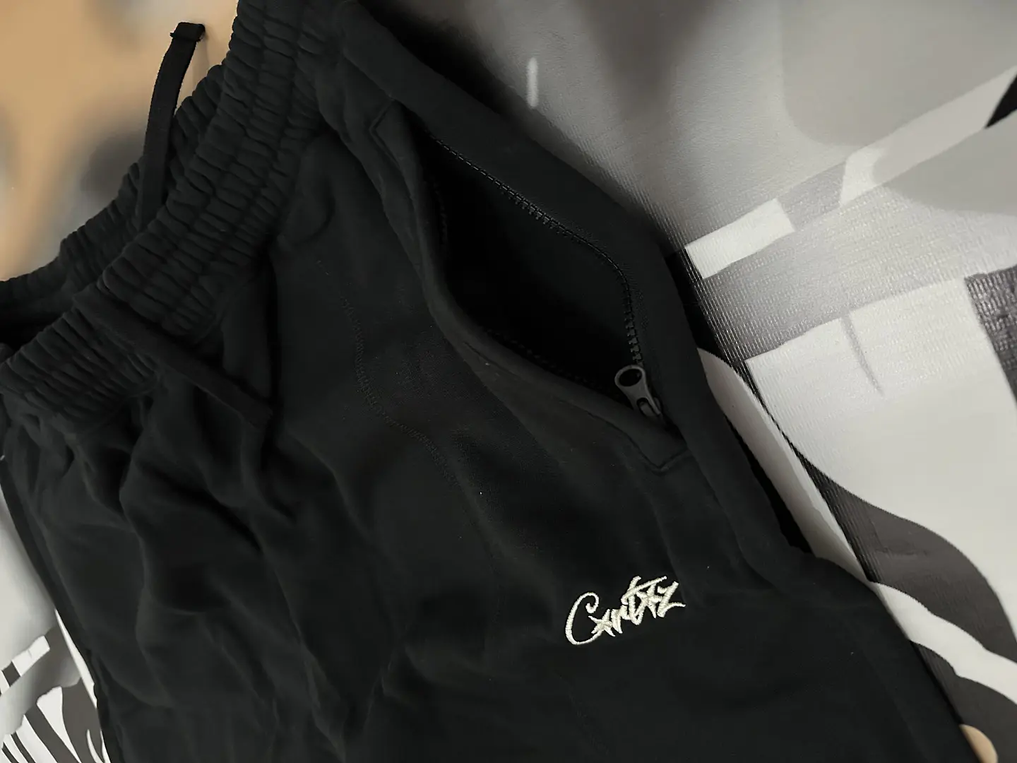 Corteiz Conjunto HMP Thermal black 5