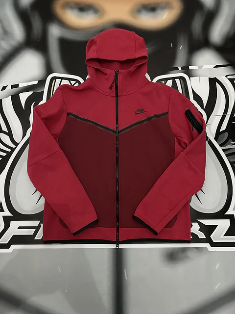 Nike Tech Full Zip - red wine USED