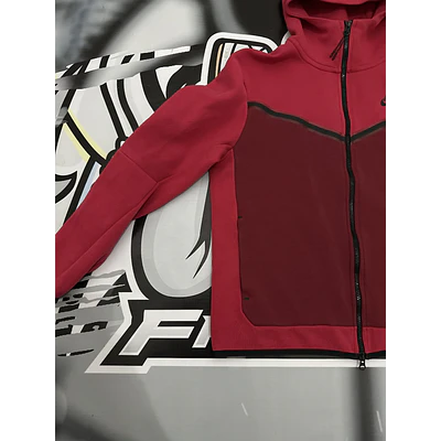 Nike Tech Full Zip - red wine USED