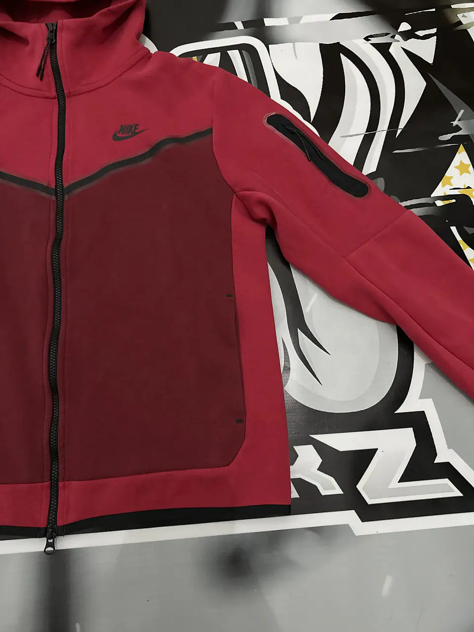 Nike Tech Full Zip - red wine USED 3