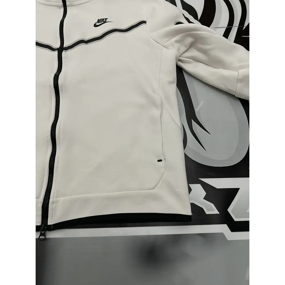 Nike Tech Full Zip - White USED