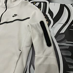 Nike Tech Full Zip - White USED