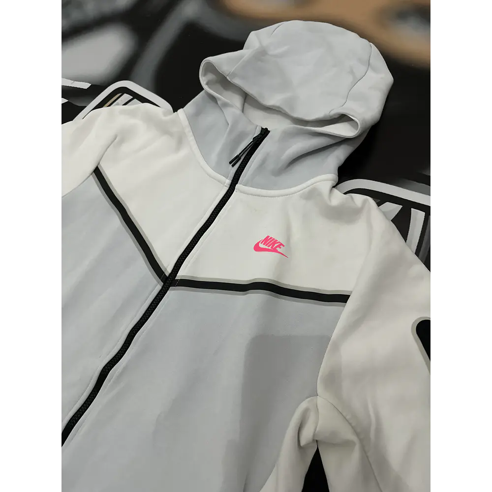 Nike Tech Full Zip - White/Pink and grey USED