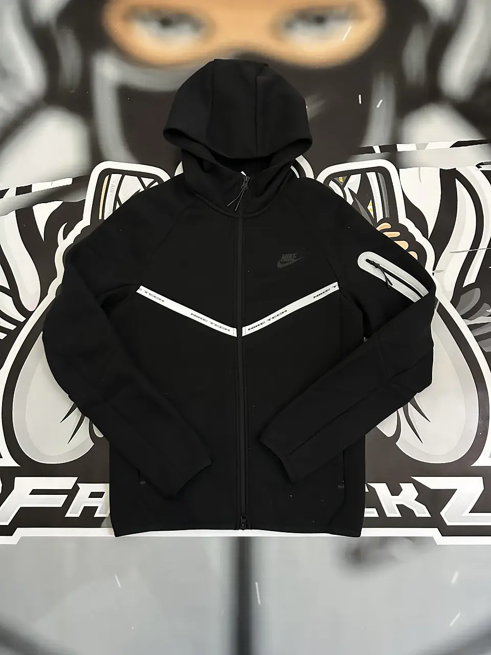Nike Tech Fleece Reflective Full Zip Hoodie - Black/White 1