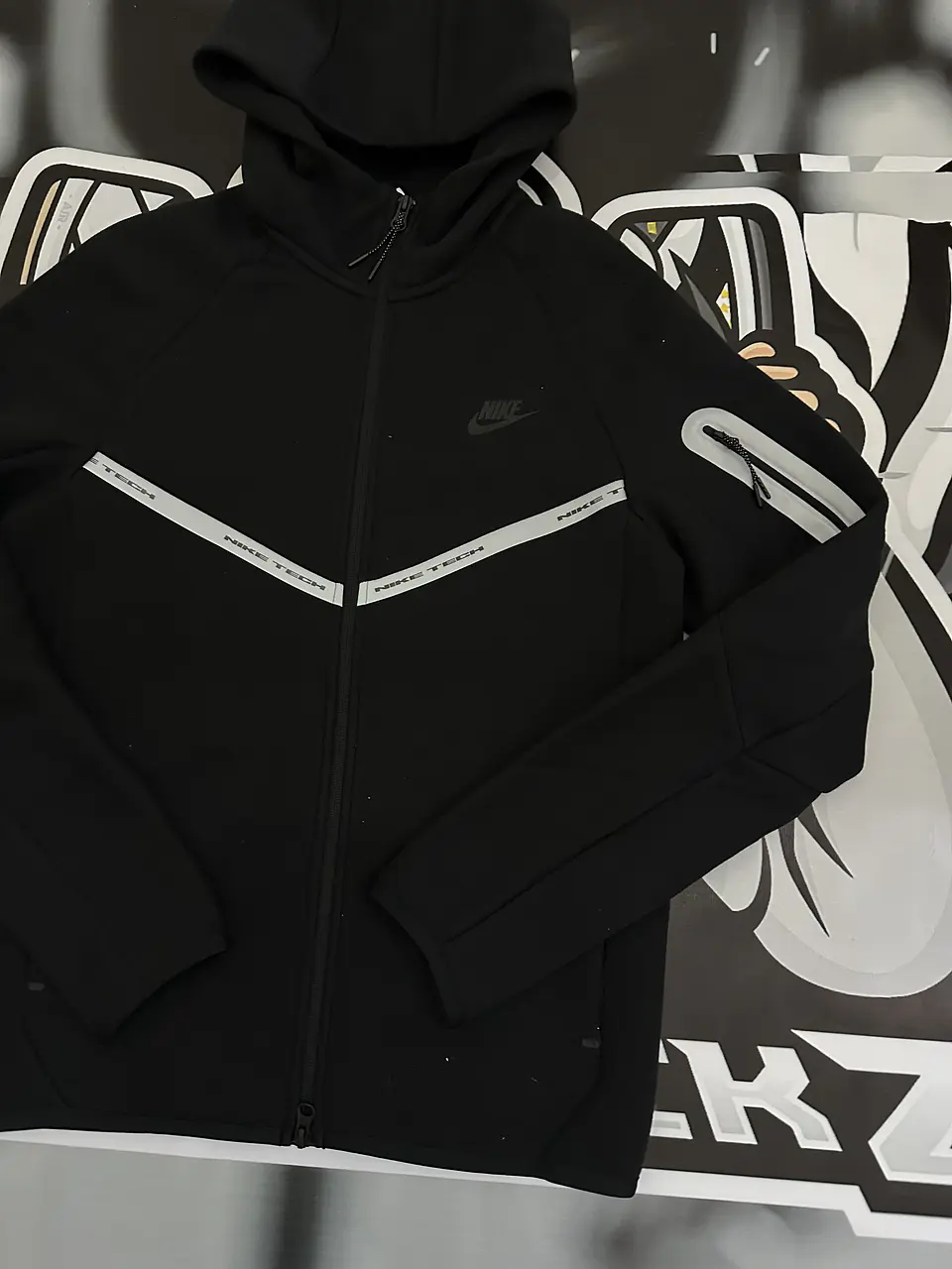 Nike Tech Fleece Reflective Full Zip Hoodie - Black/White 2