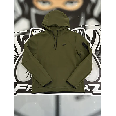 Nike Sportswear Tech Fleece Pullover Hoodie - Olive/Black x GatoradeUSED
