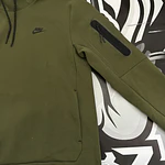 Nike Sportswear Tech Fleece Pullover Hoodie - Olive/Black x GatoradeUSED