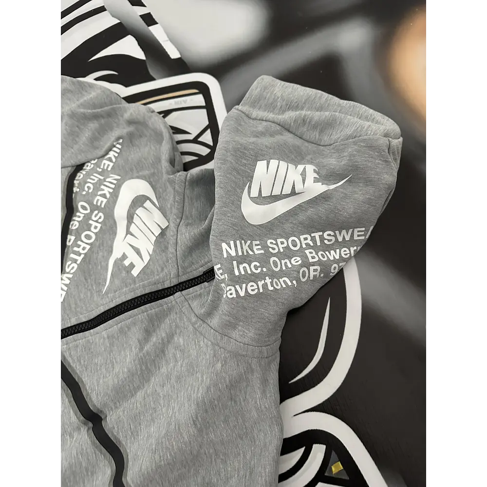 Nike Sportswear Tech Fleece Graphic Full-Zip Hoodie - Grey USED