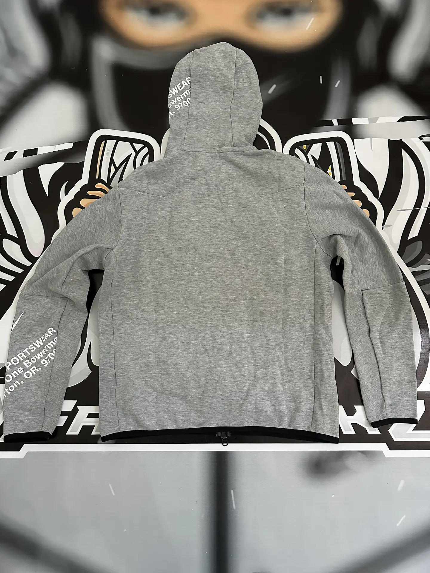 Nike Sportswear Tech Fleece Graphic Full-Zip Hoodie - Grey USED 10