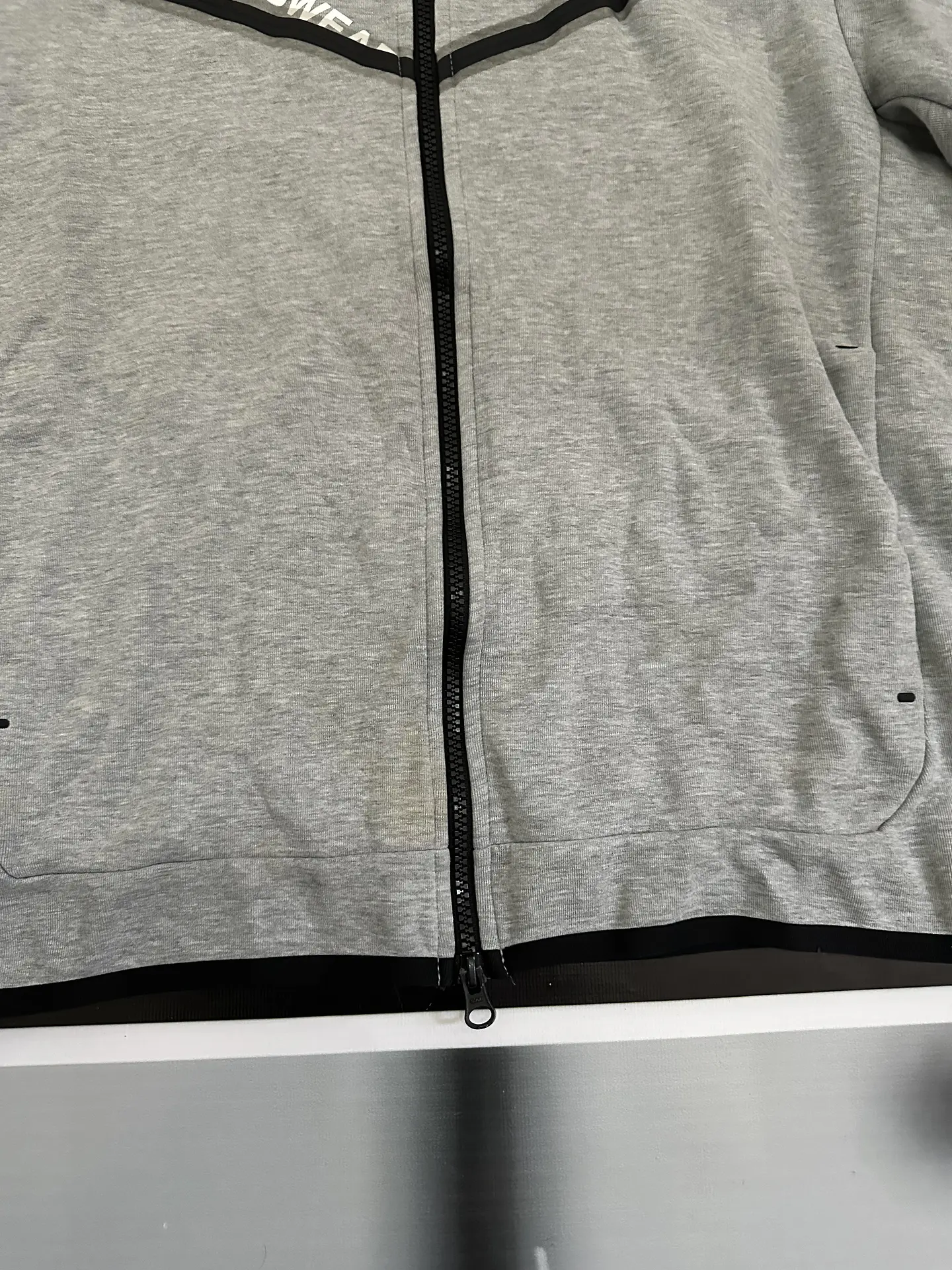 Nike Sportswear Tech Fleece Graphic Full-Zip Hoodie - Grey USED 2
