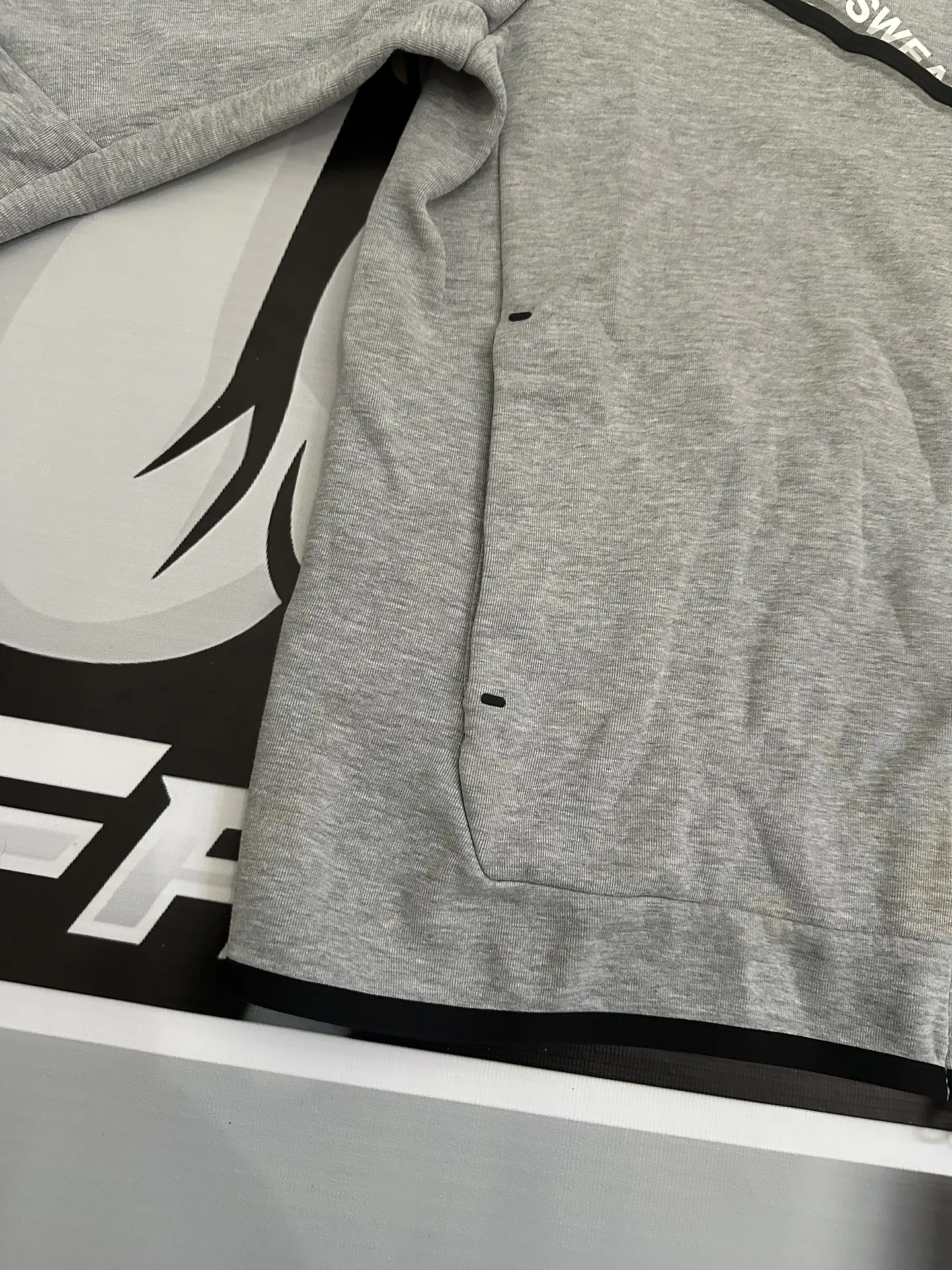 Nike Sportswear Tech Fleece Graphic Full-Zip Hoodie - Grey USED 3