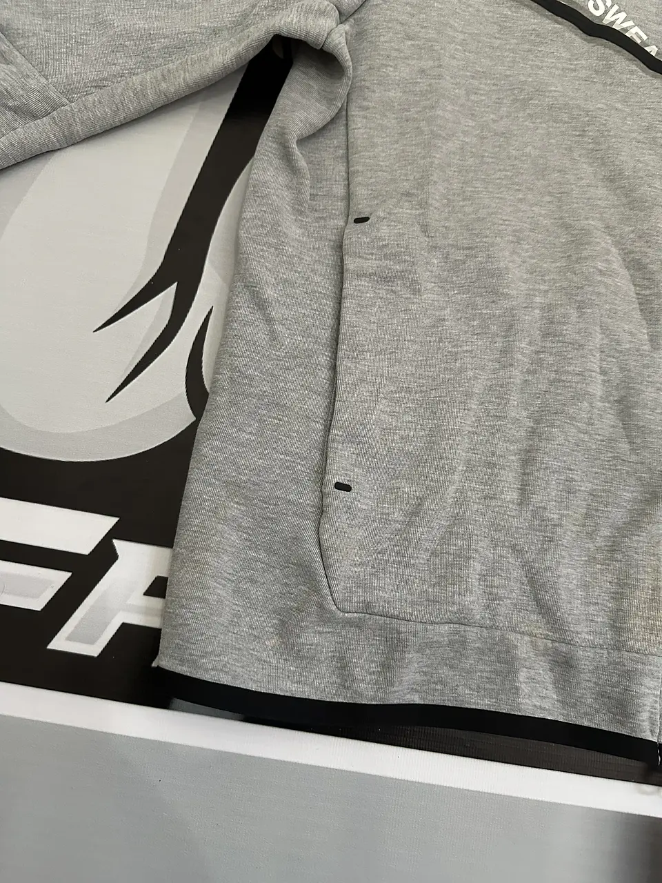 Nike Sportswear Tech Fleece Graphic Full-Zip Hoodie - Grey USED 3