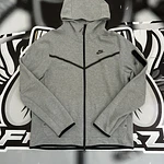 Nike Sportswear Tech Fleece Full-Zip Hoodie - Dark Grey Heather USED