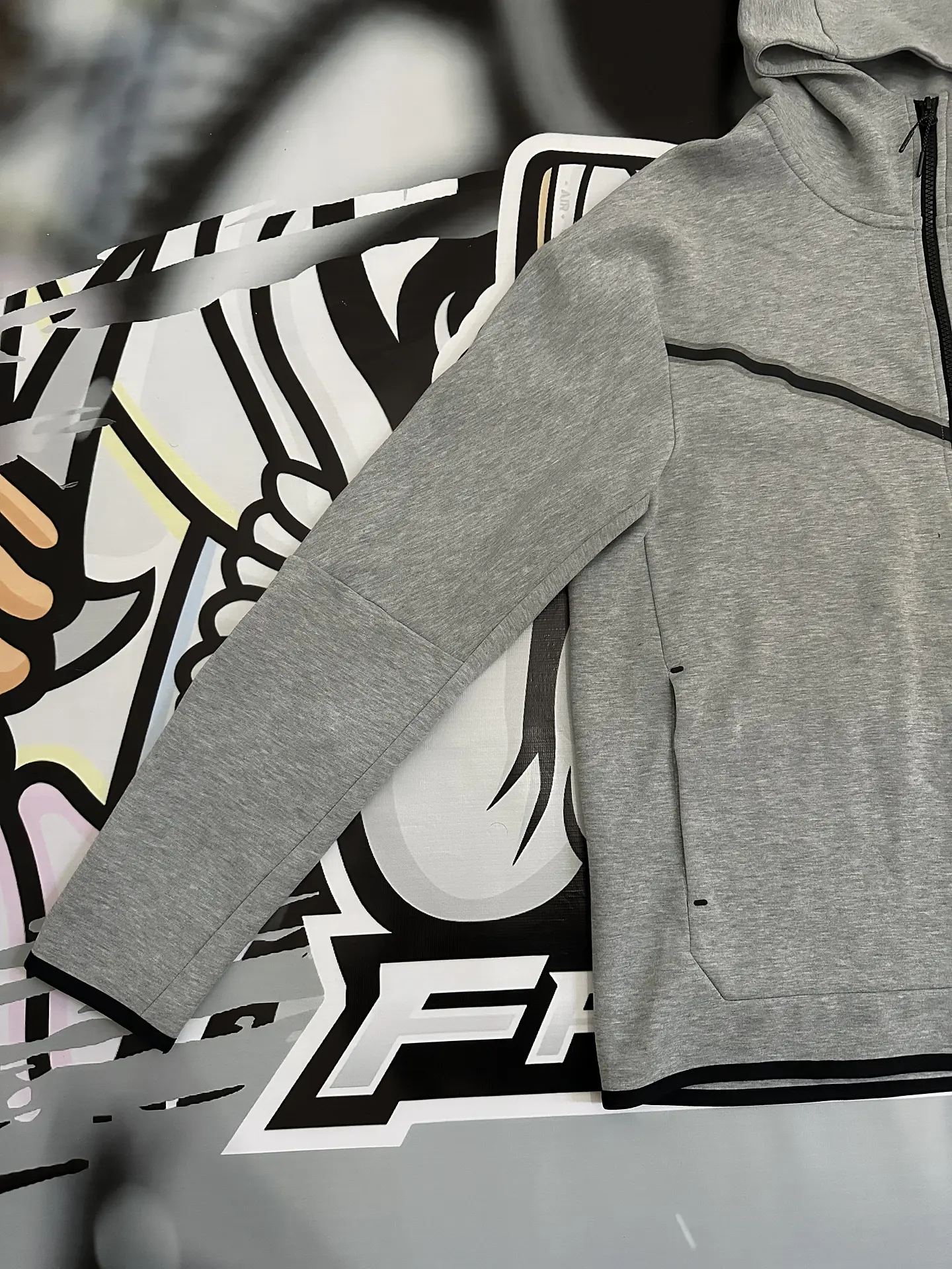 Nike Sportswear Tech Fleece Full-Zip Hoodie - Dark Grey Heather USED 2
