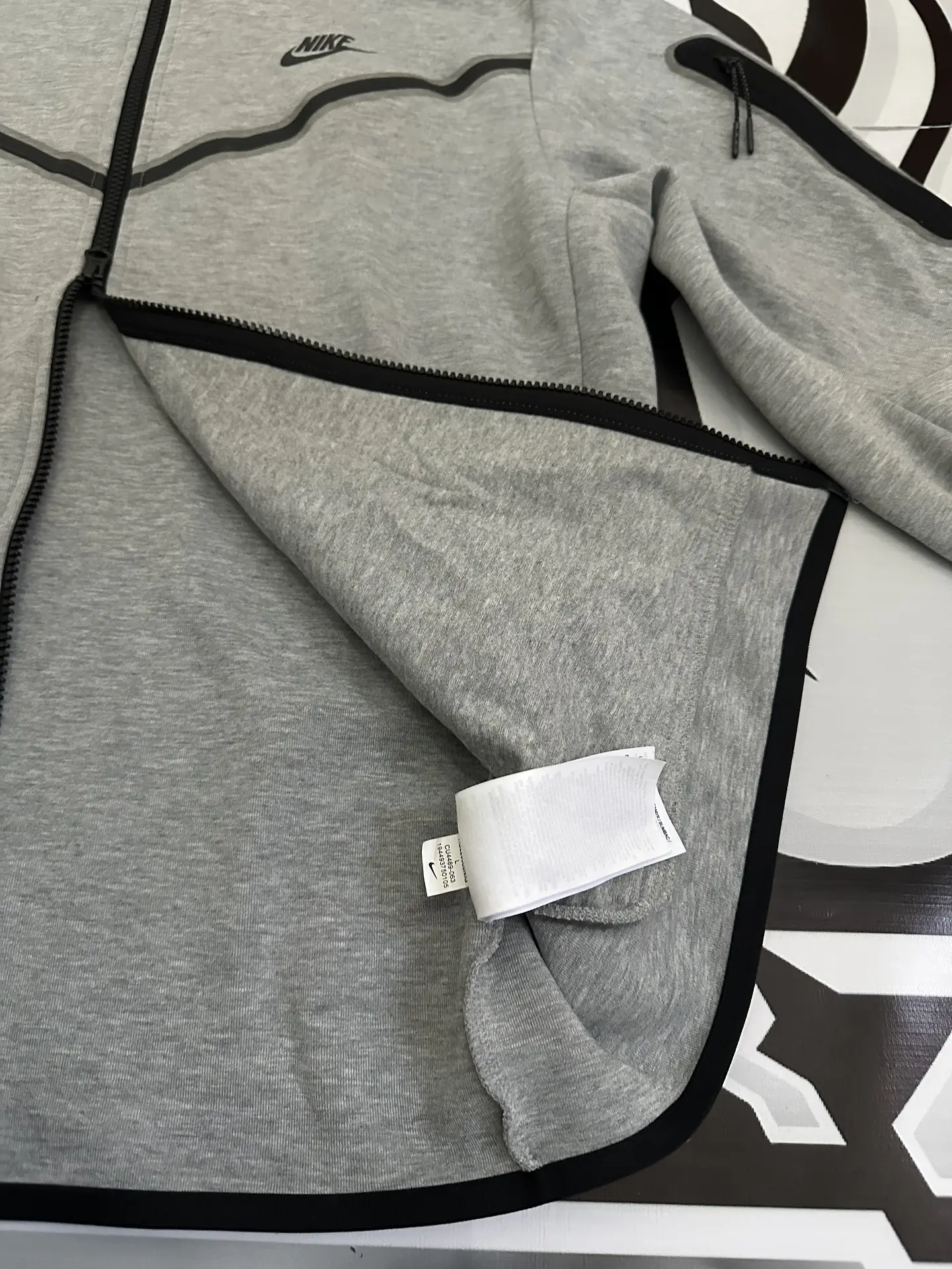 Nike Sportswear Tech Fleece Full-Zip Hoodie - Dark Grey Heather USED 6