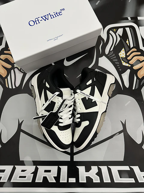 Off white - Black and white / Out Of Office