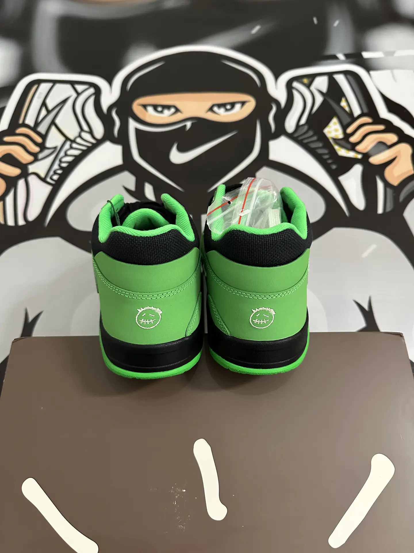 Jordan CJ1 T-Rexx Travis scott Green Spark  4
