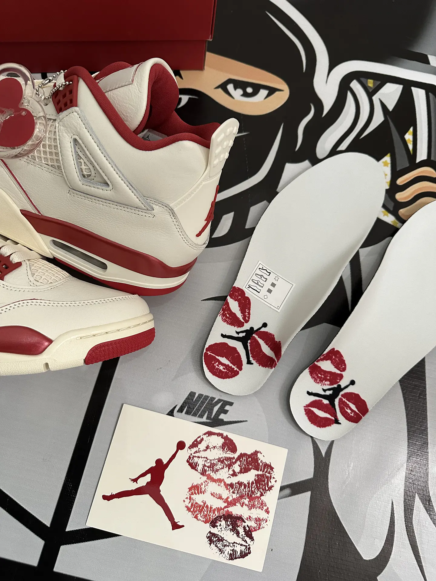 Air Jordan retro 4 Valentine Day (Wmn’S) 8