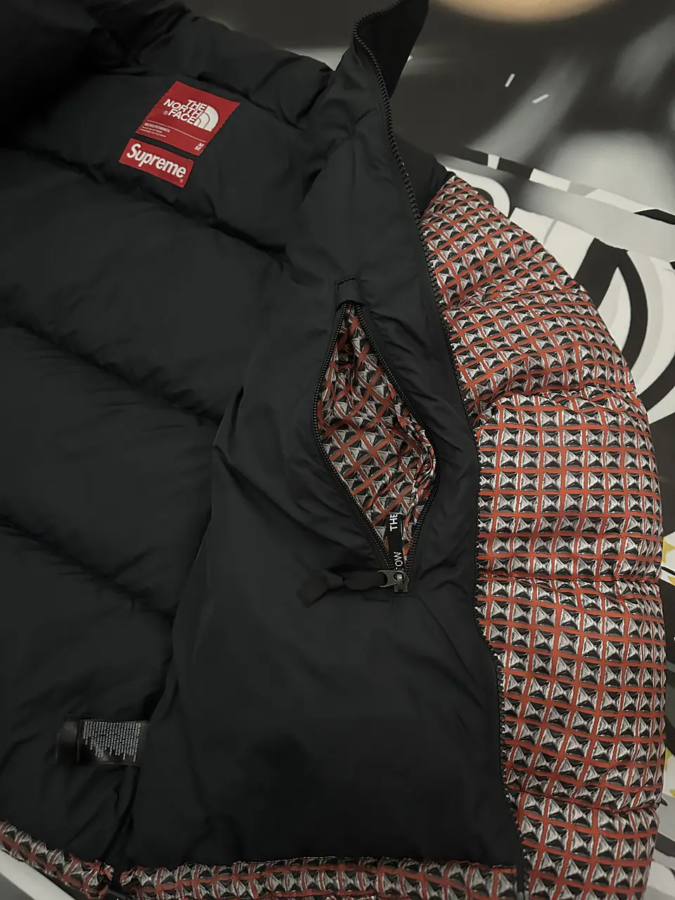 Supreme The north Face Nuptse Jacket Red  4