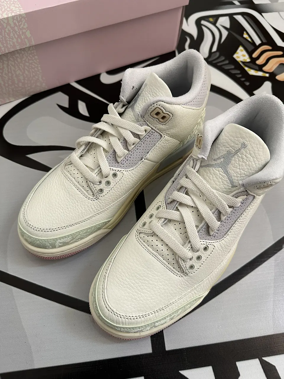 Air Jordan retro 3 Sail Jade aura  2