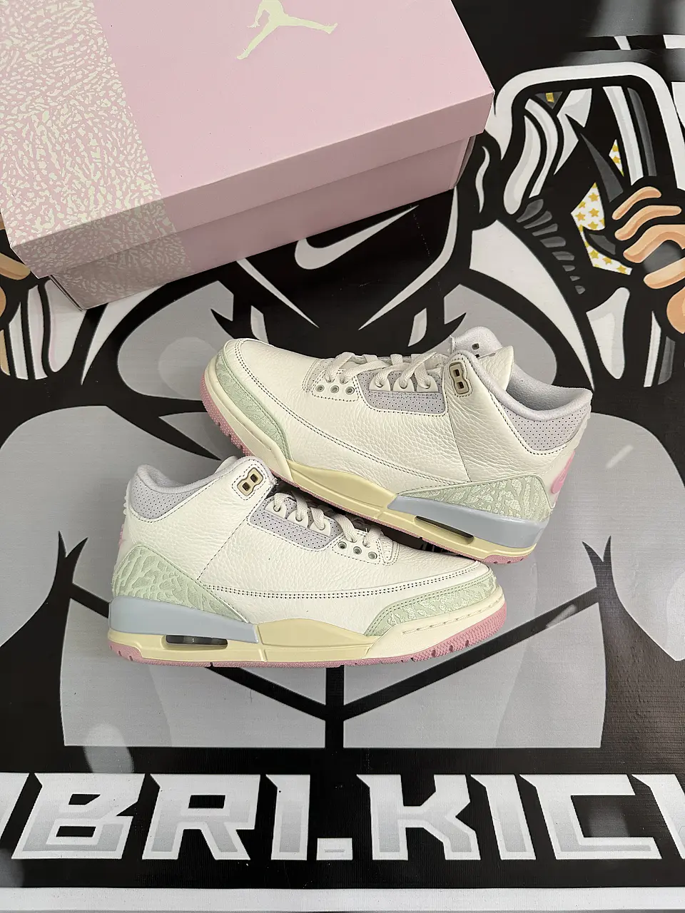 Air Jordan retro 3 Sail Jade aura  3