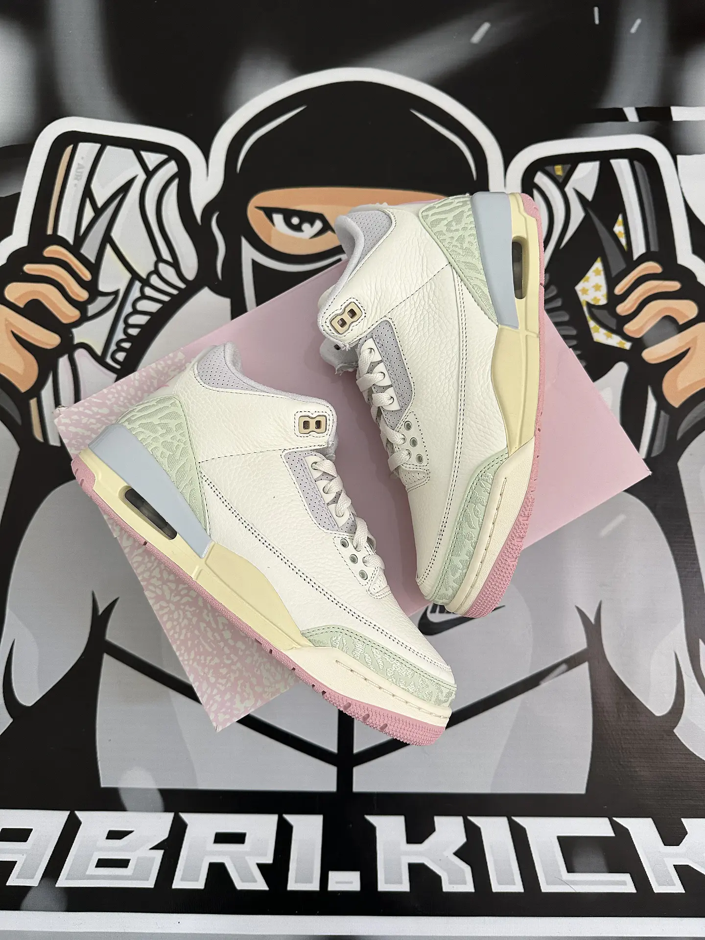 Air Jordan retro 3 Sail Jade aura  10