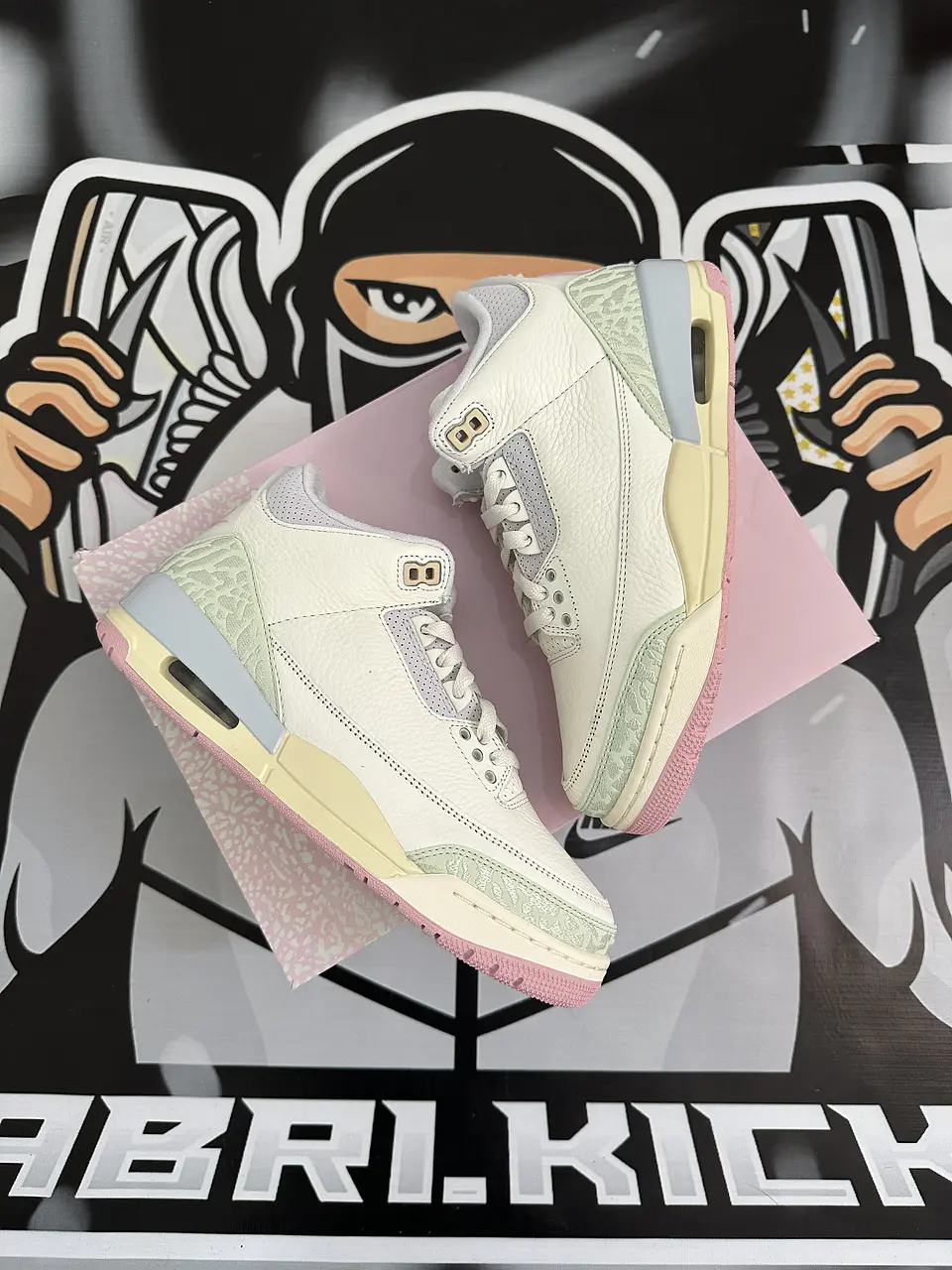 Air Jordan retro 3 Sail Jade aura  10