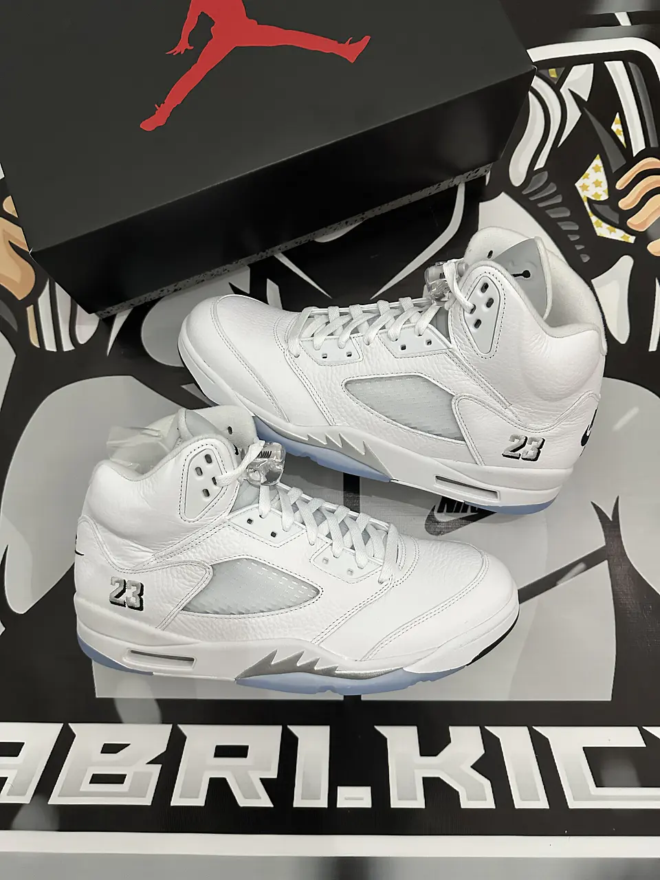 Air Jordan retro 5 White metalic  3