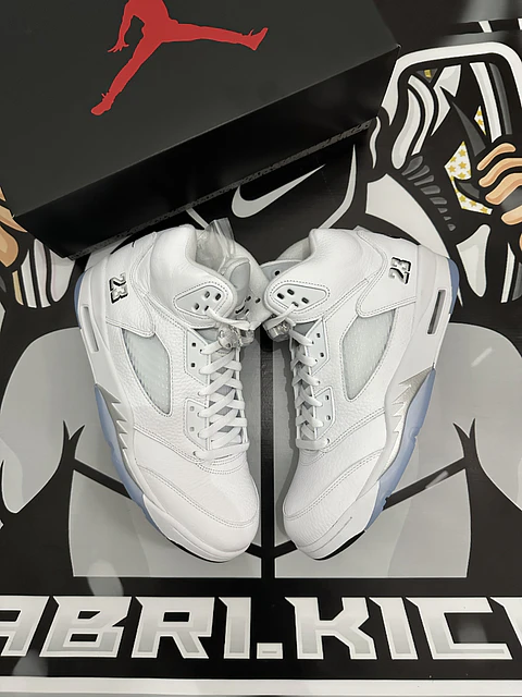 Air Jordan retro 5 White metalic 