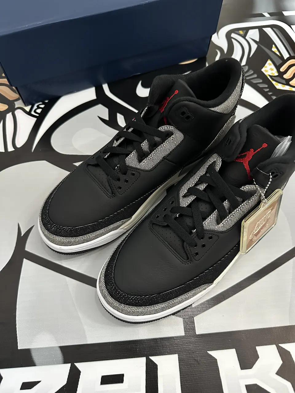 Air Jordan Retro 3 x @levis black 2