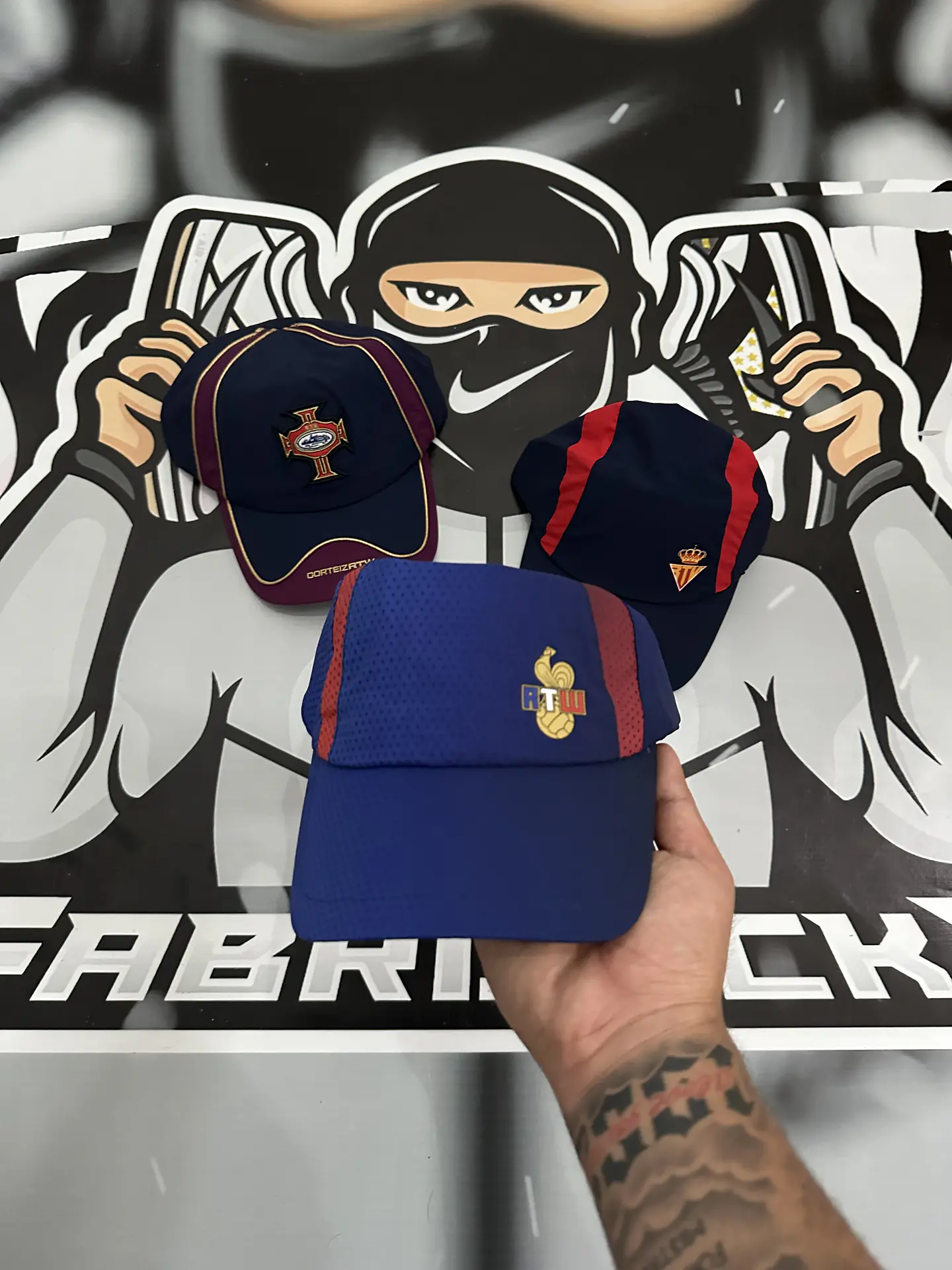 Gorro corteiz world cup - francia 2026 1