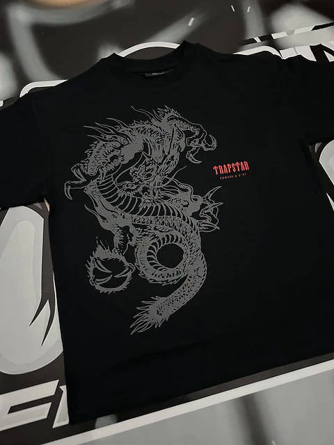 Camiseta Trapstar - Dragon BLACK