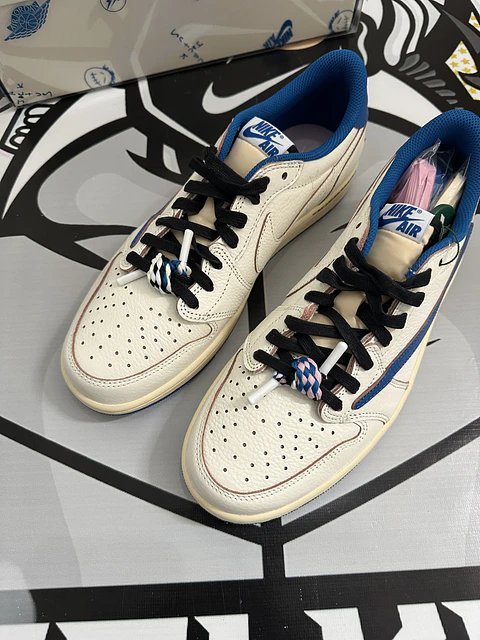 Air Jordan 1 low Fragmen x Travis Scott Sail Military Blue