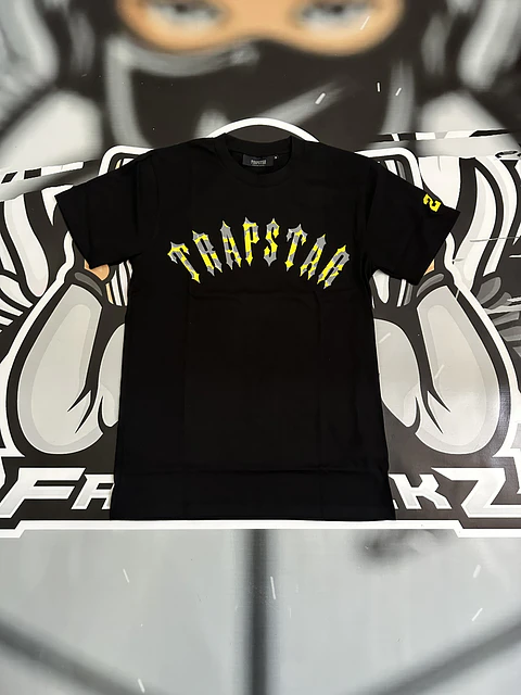 Camiseta trapstar x central cee - black