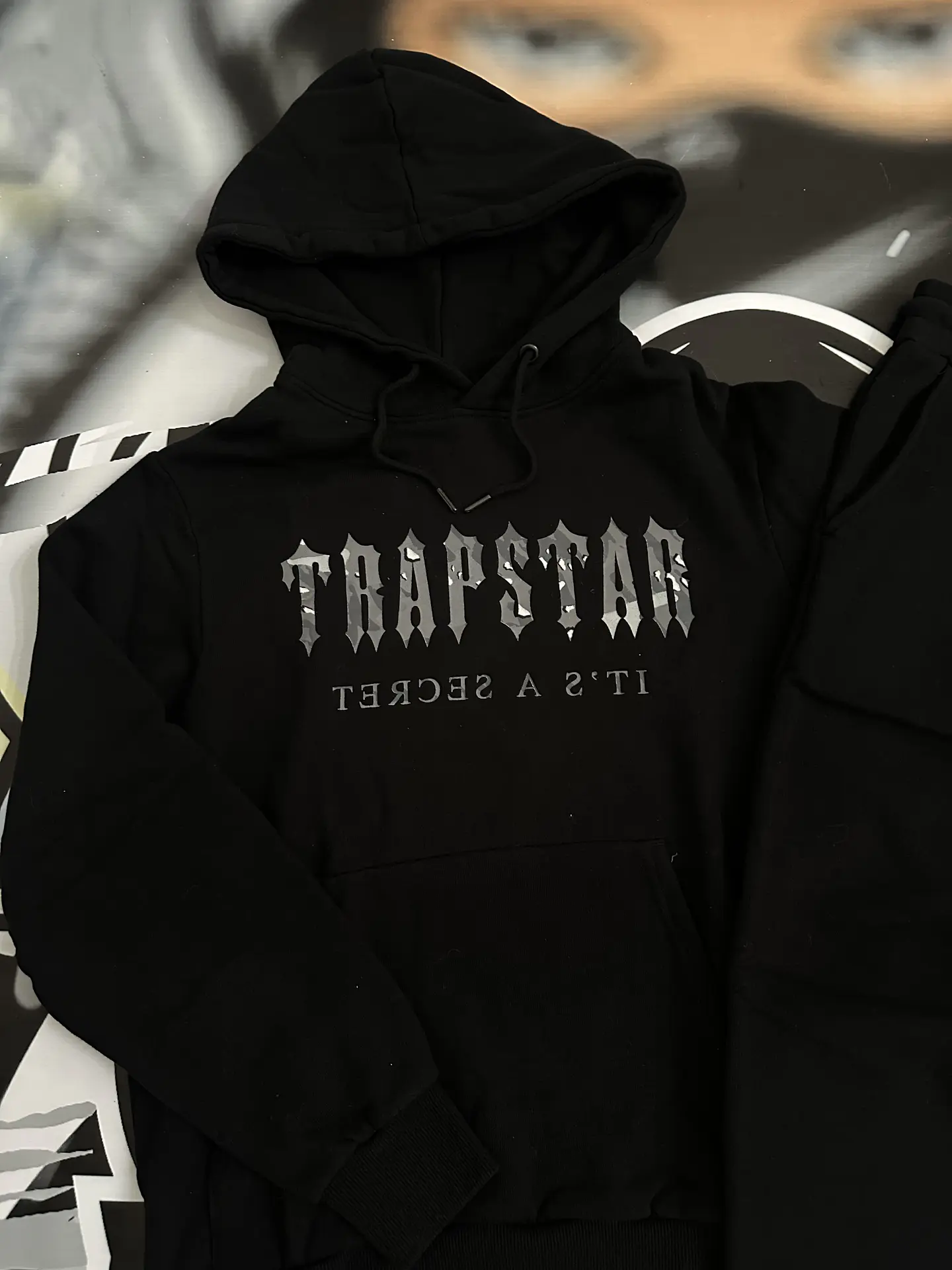 Trucksuit Trapstar Camo logo -  black 3